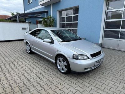 Gebraucht Opel Astra 147 PS (108 kW) 2003 Silber Coupé