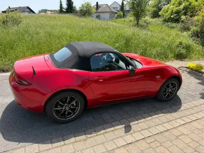 Gebraucht Mazda MX5 Center-Line 132 PS (97 kW) 2017 Rot Cabrio