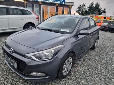 Grau Gebraucht 2016 Hyundai i20 Trend Kleinwagen | 8.990 € (Fairer Preis)