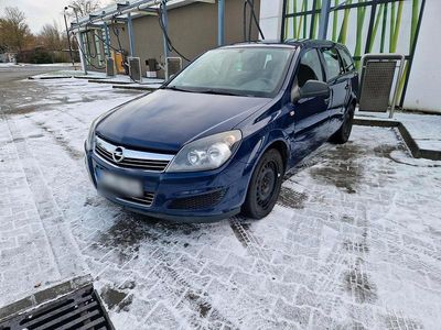 Gebraucht Opel Astra 100 PS (73 kW) 2010 Blau Kombi