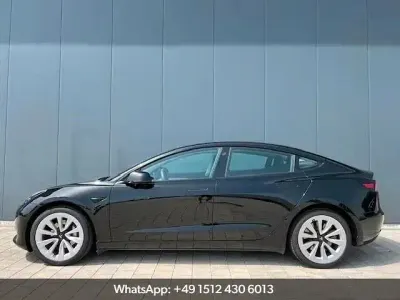 Usata Tesla Model 3 Standard Range Plus 77 kW (105 CV) 2022 Nero Berlina