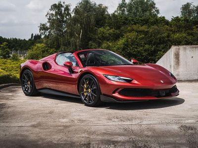 Gebraucht Ferrari 296 829 PS (609 kW) 2024 Rot Cabrio