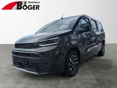 Neu Toyota Proace Verso City 132 PS (97 kW) 2026 Backpacker chaki Kombi