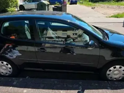 Gebraucht VW Golf VII Sportline 75 PS (55 kW) 2014 Schwarz Limousine