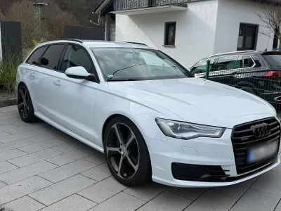 Gebraucht Audi A6 Ambiente 218 PS (160 kW) 2015 Weiß Kombi