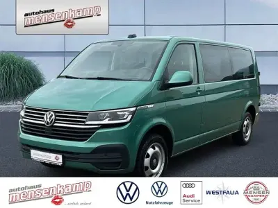 Gebraucht VW Caravelle Comfortline 150 PS (110 kW) 2022 Grün Van