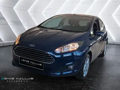 Second-hand Ford Fiesta SYNC Edition 82 CP (60 kW) 2014 Albastru Hatchback