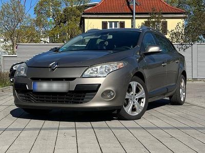 Gebraucht Renault Mégane GrandTour 2010 Gold Kombi