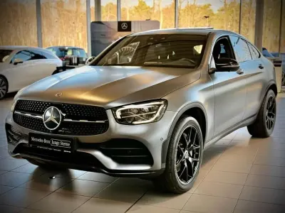 Używany Mercedes GLC400d AMG 330 KM (242 kW) 2022 Szary Sedan/Limuzyna