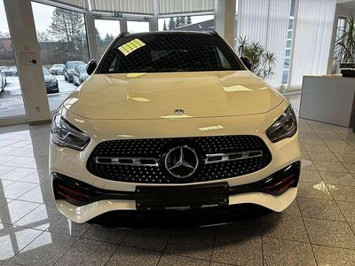 Weiß Gebraucht 2021 Mercedes GLA250 SUV | 37.000 € (Teuer)