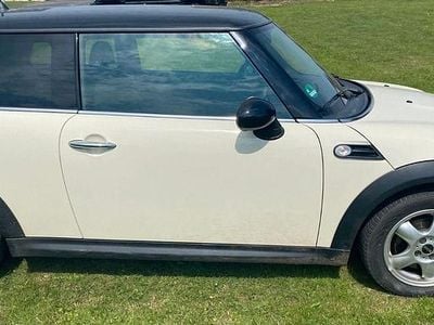 Gebraucht Mini Cooper D 111 PS (81 kW) 2012 Gelb Kleinwagen