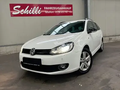 Gebraucht VW Golf VII Match 105 PS (77 kW) 2013 Weiß Limousine