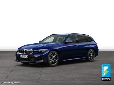 Blau Gebraucht 2025 BMW 330e M Sport Kombi | 53.910 € (Fairer Preis)