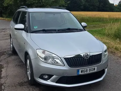 Gebraucht Skoda Fabia Ambition 86 PS (63 kW) 2014 Silber Kombi