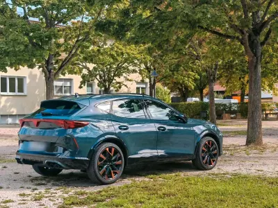 Używany Cupra Formentor VZ 333 KM (244 kW) 2025 Niebieski SUV