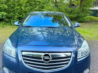 Używany Opel Insignia OPC 260 KM (191 kW) 2009 Andere farben Sedan/Limuzyna