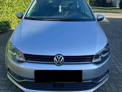 Gebraucht VW Polo Allstar 90 PS (66 kW) 2016 Grau Limousine