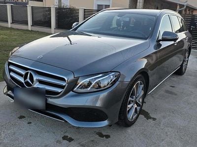 Gebraucht Mercedes E220 194 PS (142 kW) 2018 Silber Limousine
