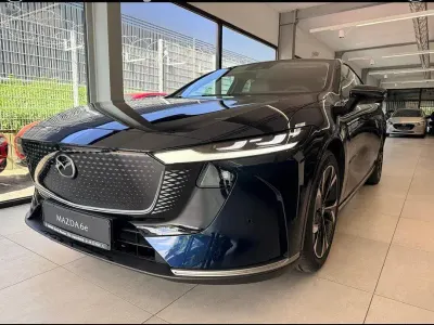 Nuevo Mazda 6e Takumi-Line 189 kW (258 CV) 2026 Azul Berlina