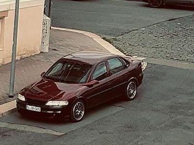 Gebraucht Opel Vectra 116 PS (85 kW) 1998 Limousine