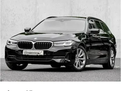 Gebraucht BMW 520 Sport Line 190 PS (139 kW) 2024 Schwarz Kombi