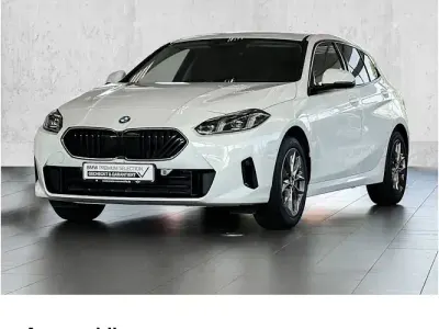 Gebraucht BMW 120 Shadowline 163 PS (119 kW) 2025 Weiß Kleinwagen
