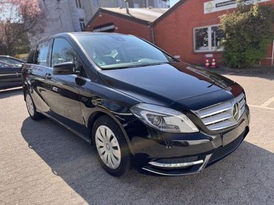 Mercedes B200