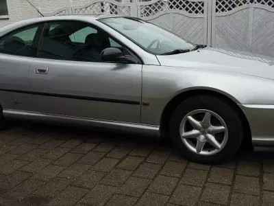 Gebraucht Peugeot 406 132 PS (97 kW) 1998 Silber Coupé