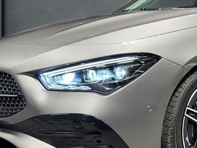 Grau Gebraucht 2025 Mercedes CLA200 Shooting Brake AMG Kombi | 35.749 € (Fairer Preis)