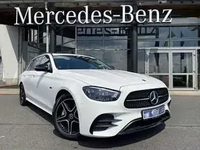 Gebraucht Mercedes E300 306 PS (225 kW) 2020 Weiß Limousine