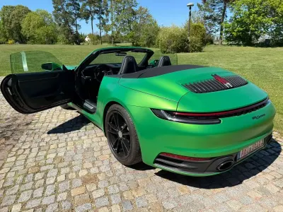 Gebraucht Porsche 911 Carrera Cabriolet 385 PS (283 kW) 2019 Grün Cabrio