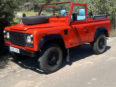 Gebraucht Land Rover Defender 122 PS (89 kW) 1991 Orange SUV