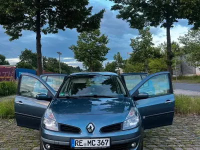 Gebraucht Renault Clio II 88 PS (64 kW) 2006 Blau Limousine