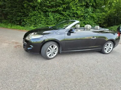 Occasion Renault Mégane Cabriolet Luxe 131 ch (96 kW) 2010 Noir Cabriolet