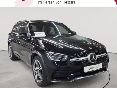 Gebraucht Mercedes GLC200 AMG line 163 PS (119 kW) 2022 Schwarz SUV