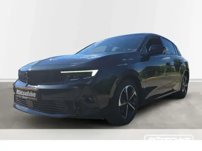 Gebraucht Opel Astra 131 PS (96 kW) 2025 Perlschwarz Kleinwagen