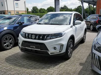 Gebraucht Suzuki Vitara Comfort 129 PS (94 kW) 2023 Weiß SUV