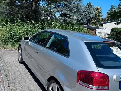Silber Gebraucht 2004 Audi A3 Kleinwagen | 2.250 € (Teuer)