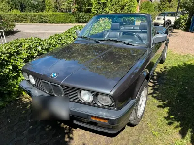 Gebraucht BMW 318 110 PS (80 kW) 1991 Schwarz Cabrio
