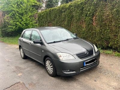 Second-hand Toyota Corolla 110 CP (80 kW) 2003 Gri Hatchback