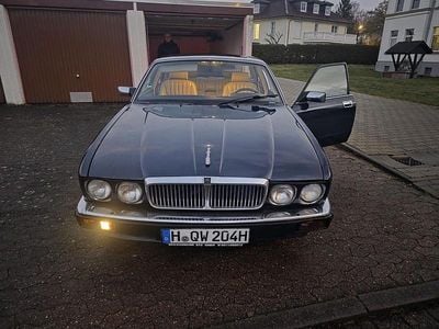 Second-hand Jaguar XJ40 241 CP (177 kW) 1991 Bej Berlinǎ