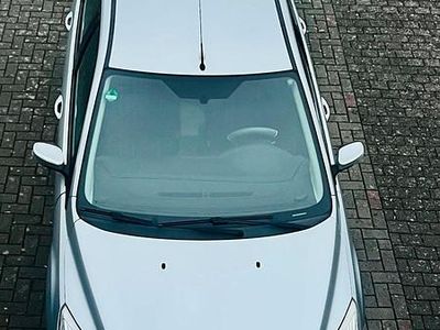 Gebraucht Ford Focus 108 PS (79 kW) 2008 Silber Limousine