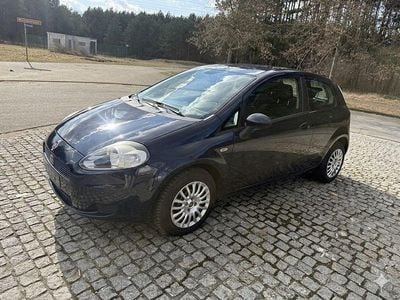 Gebraucht Fiat Punto Street 69 PS (50 kW) 2014 Schwarz Kleinwagen