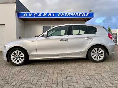 Gebraucht BMW 116 116 PS (85 kW) 2010 Silber Kleinwagen