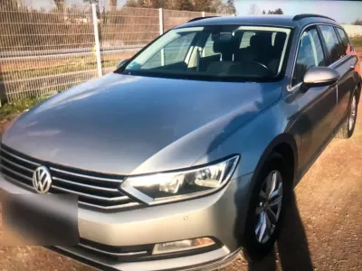 Gebraucht VW Passat 125 PS (91 kW) 2016 Grau Kombi