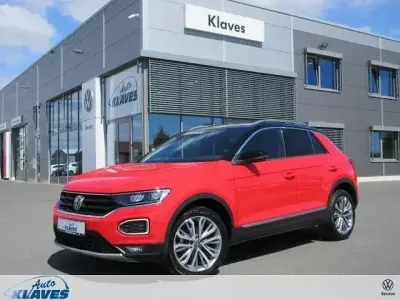 Używany VW T-Roc Sport 150 KM (110 kW) 2022 Czerwony SUV