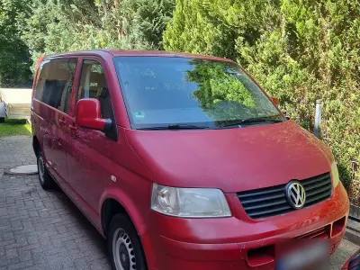 Gebraucht VW Caravelle 102 PS (75 kW) 2007 Rot Van