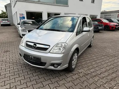 Gebraucht Opel Meriva 105 PS (77 kW) 2008 Silber Van / Kleinbus