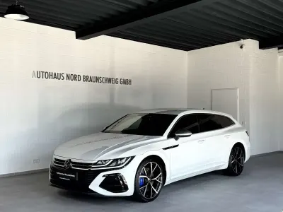 Gebraucht VW Arteon R 320 PS (235 kW) 2023 Oryxweiß perlmutteffekt Kombi