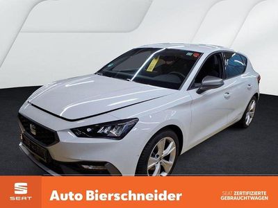 Weiss Gebraucht 2025 Seat Leon FR Limousine | 27.450 € (Etwas zu teuer)